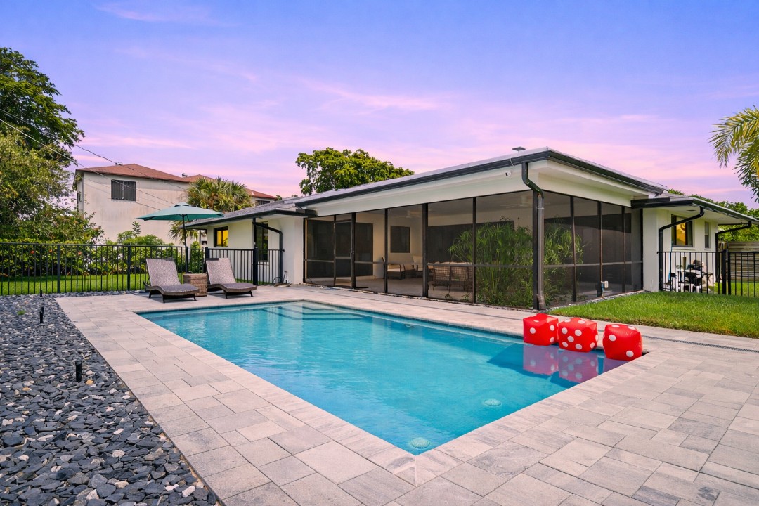 Lake Front Oasis